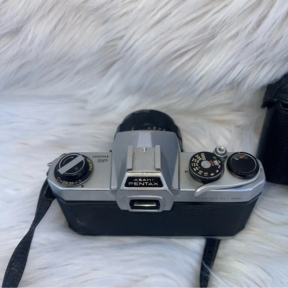 Vintage Asahi Pentax Spotmatic SP 35mm SLR w/ Multiple Lenses & Cases - Japan